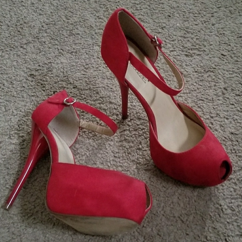 Sexy red peep toe pumps